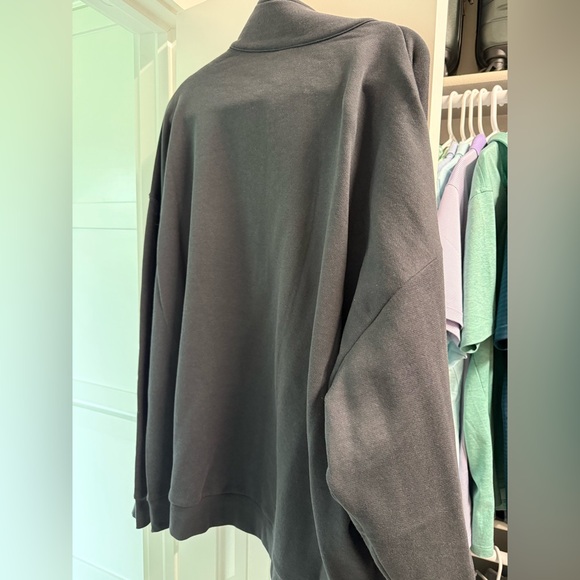 NWT! ALO Yoga Accolade 1/4 Zip Anthracite XL Pullover - Picture 10 of 11